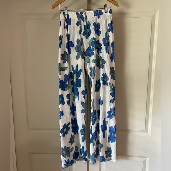 NUFIWI Women Y2K 2 Piece Set Oversized Floral Button Down Shirt High Waist Pants - Picture 4 of 8